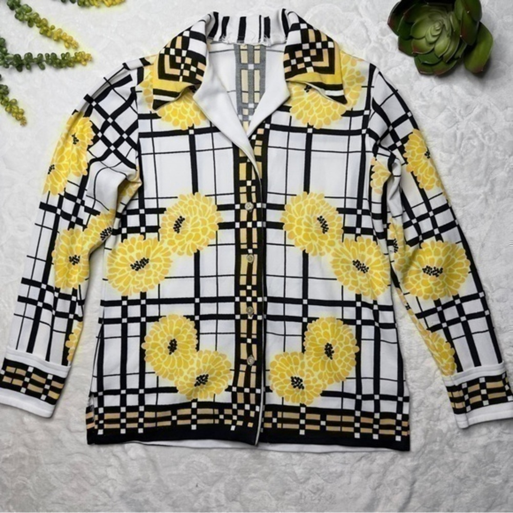 Vintage 1970s 70s Dagger Collar Mod Floral Plaid Long Sleeve Button Down Blouse